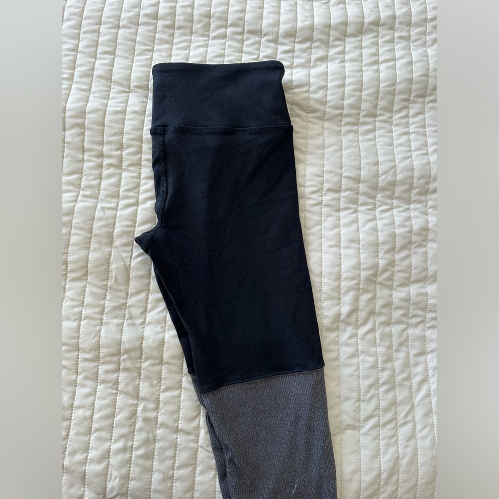 Alo Yoga goddess legging